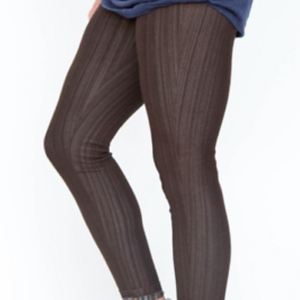 Agnes & Dora NWT knit jeggings